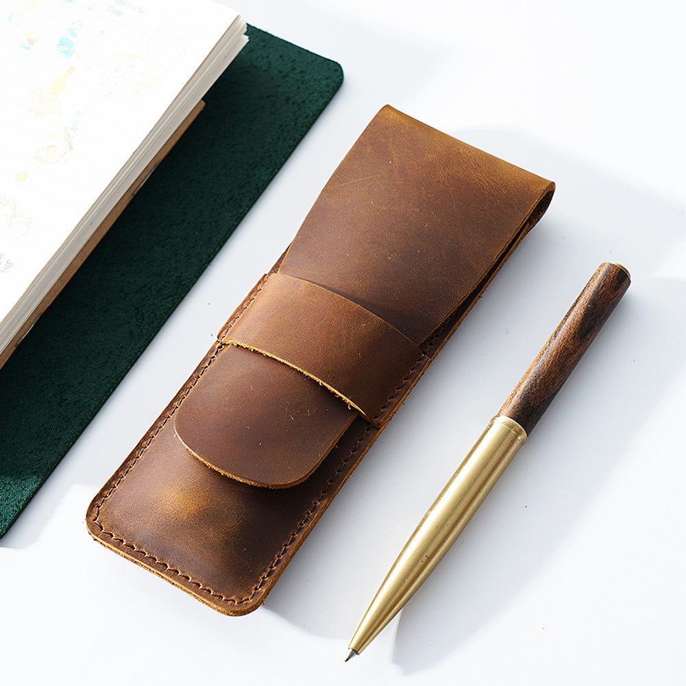 L-22- Vintage pen case