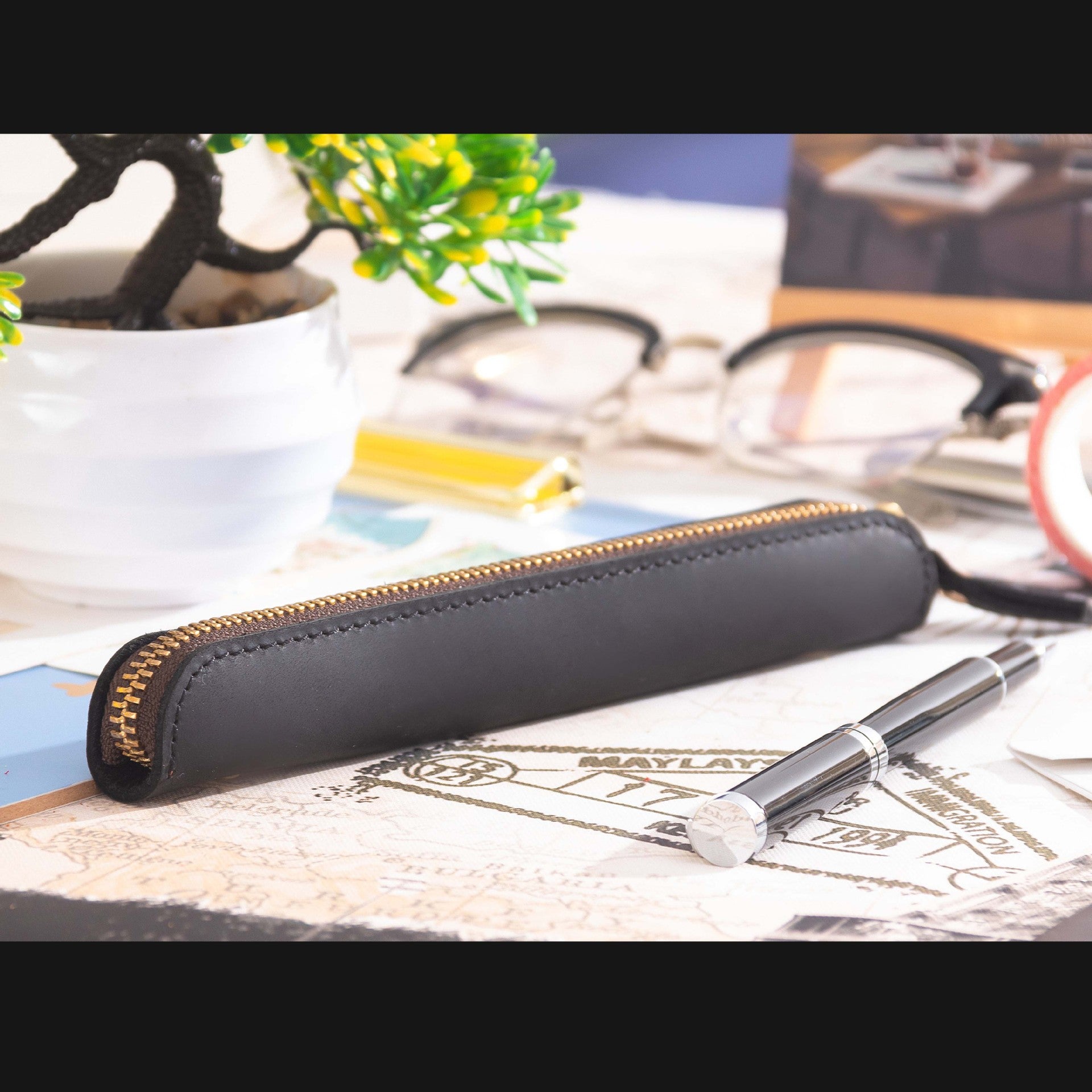 L-3- Leather Mini Pen Pouch